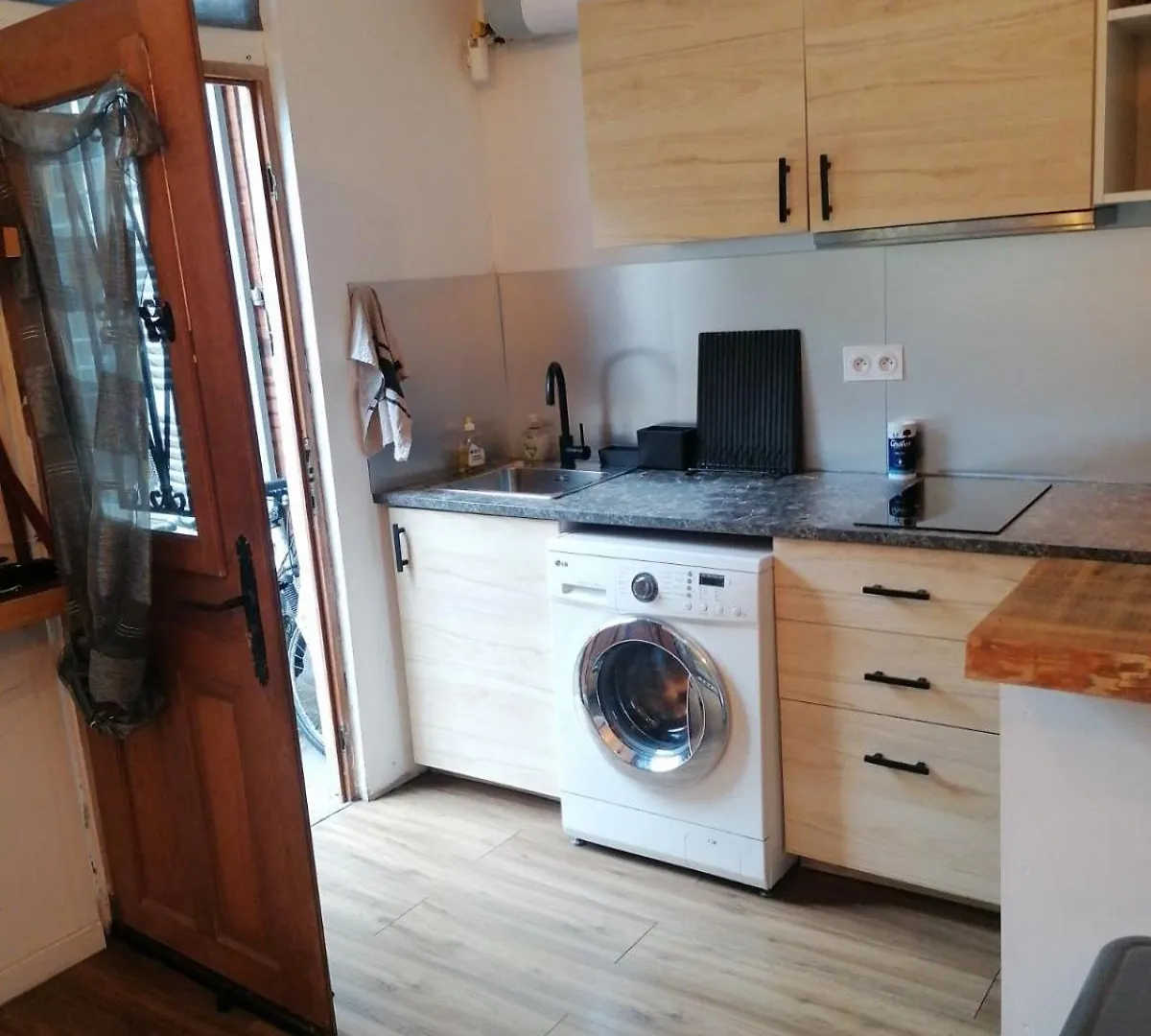 Studio Centre Ville St Aubin Tuluza Francja